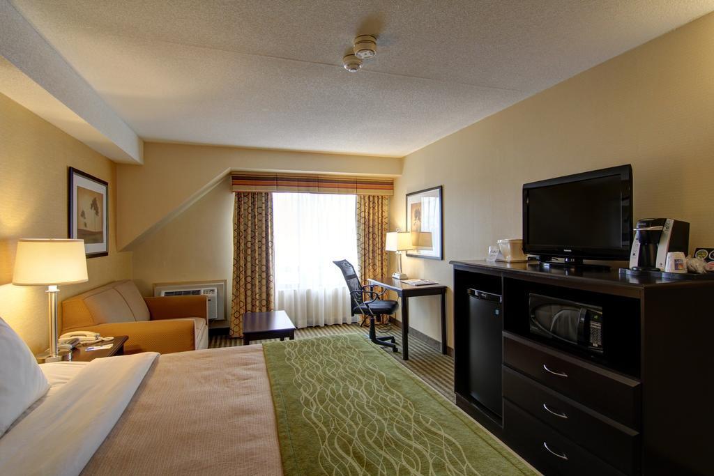 Comfort Inn Chatham-Kent Eksteriør billede