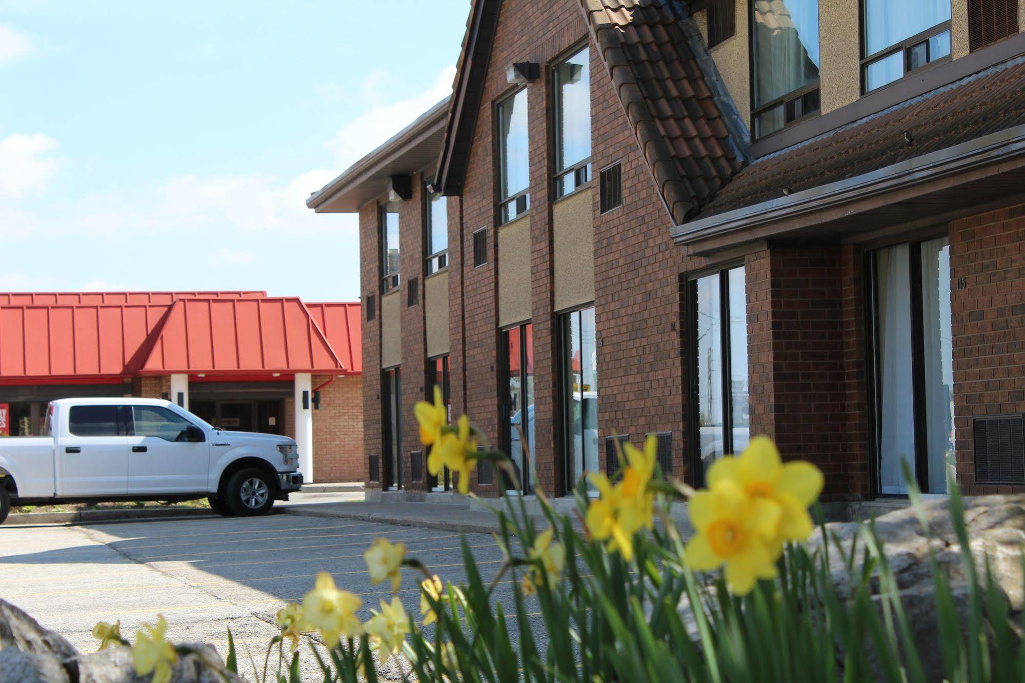 Comfort Inn Chatham-Kent Eksteriør billede